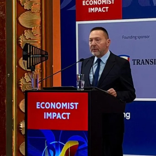 Yannis Stournas oferă sfaturi pentru reducerea deficitului fiscal