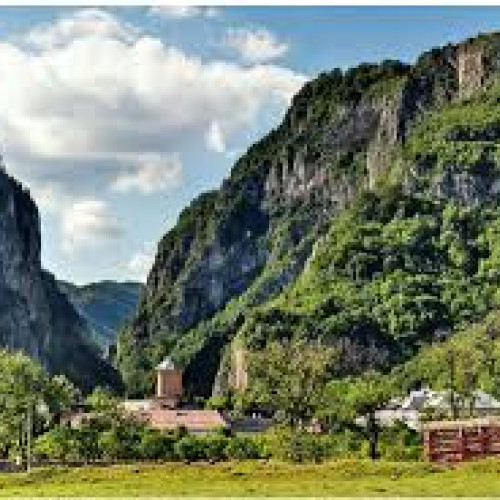 Autoritățile din Polovragi amenajează noi locuri de campare pentru turiști