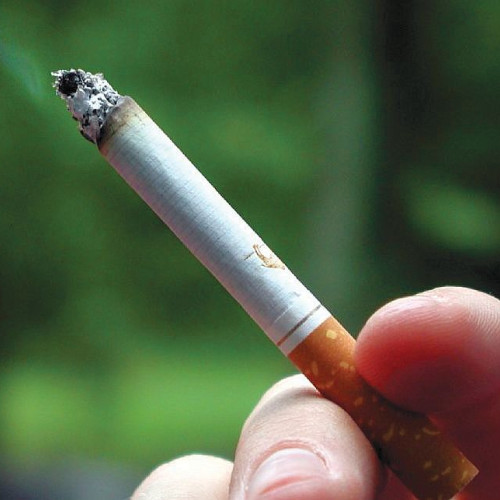 Acciza pe țigarete crește cu 7,4% din 1 aprilie 2026