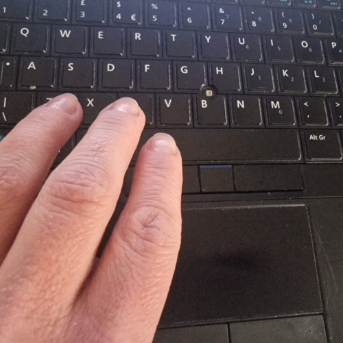 Atenție la site-urile clonă care fură datele personale