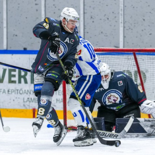 Știri sport: Echipele române se pregătesc de noi meciuri în Erste Liga la hochei pe gheață