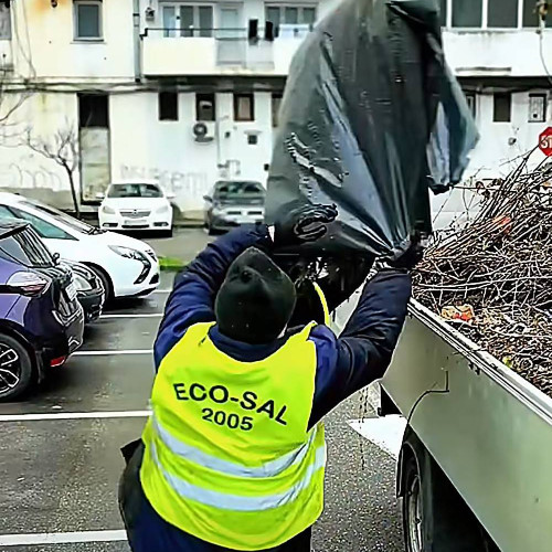 Târgoviște dă startul campaniei „Luna curățeniei” pentru un oraș mai curat