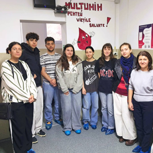 Elevii Liceului Bălașa Doamna din Târgoviște află despre donarea de sânge