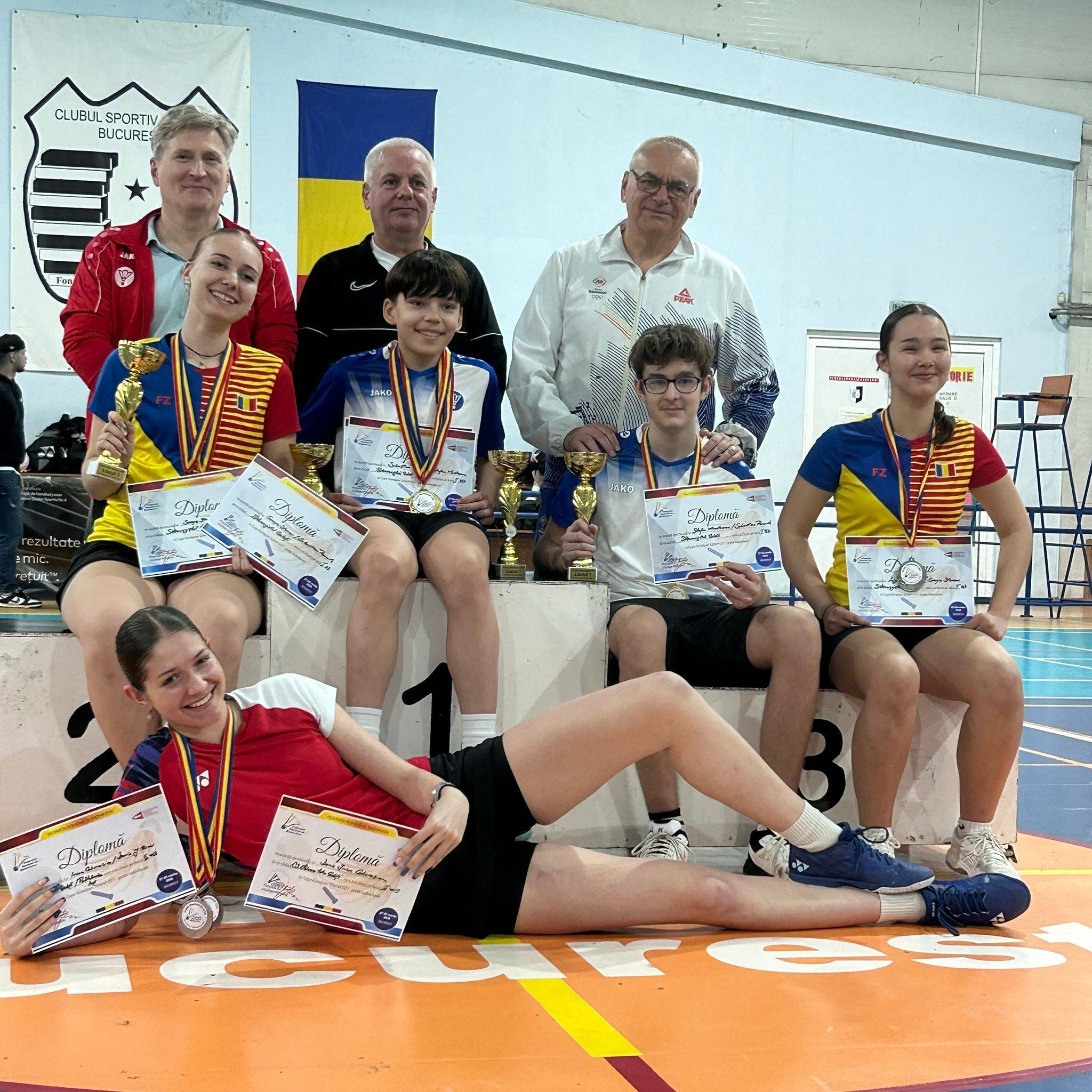 Sportivii de la CS Școlar Nr. 6 strălucesc la Cupa României la badminton