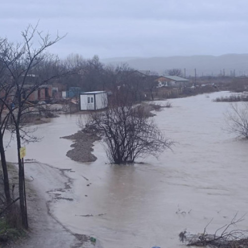 Cod portocaliu de inundații emis pentru cinci județe