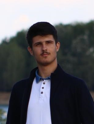 Un tânăr scriitor propune proze provocatoare la Colegiul "Vasile Alecsandri"