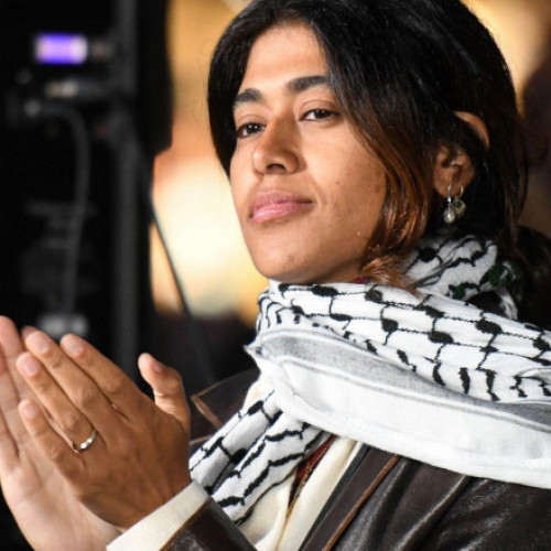 Eurodeputata Rima Hassan, arestată preventiv pentru apologia terorismului