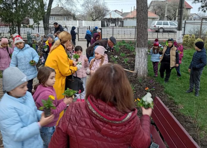 Școala Gimnazială „Emil Atanasiu” Garoafa celebrează Săptămâna Verde
