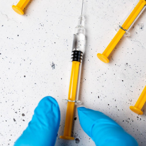 Polonia se pregătește să distrugă 64 de milioane de doze de vaccin COVID-19