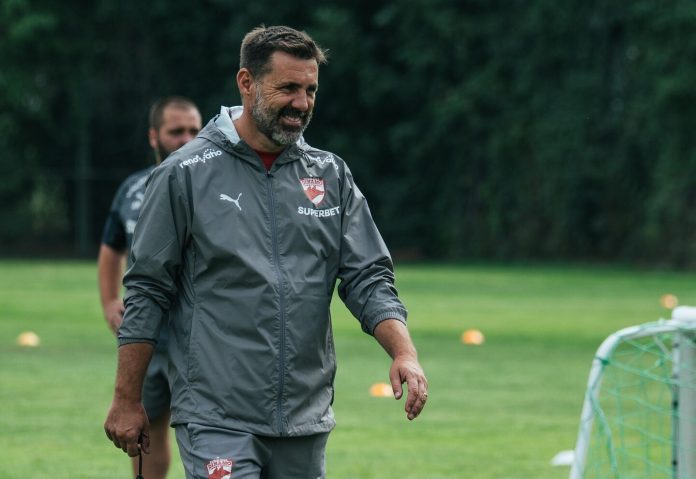 Zeljko Kopic îndeamnă jucătorii lui Dinamo să lupte pentru victorie