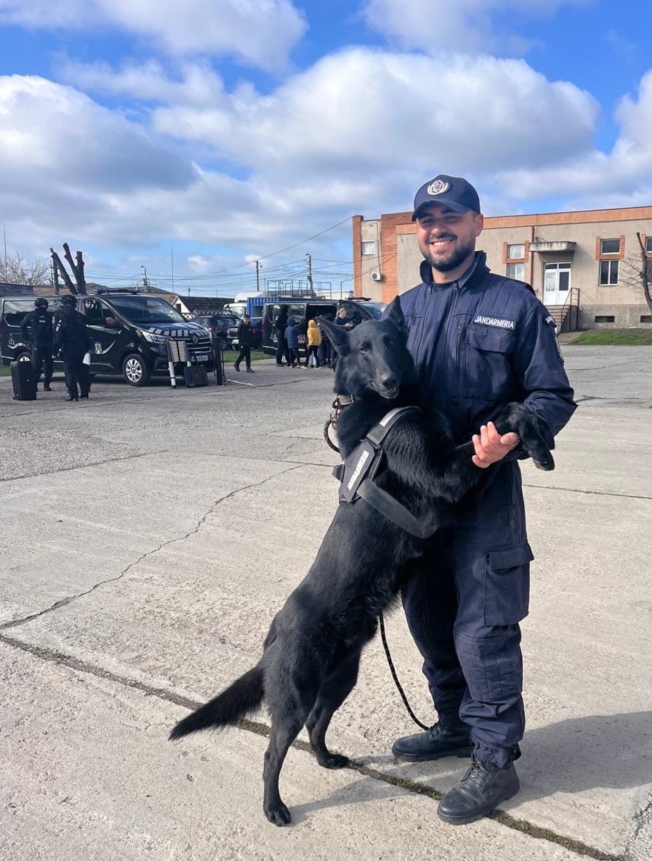 Jandarmeria Română sărbătorește 176 de ani de activitate cu vizite școlare la Tulcea