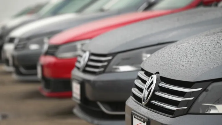 Guvernul român pregătește interzicerea importului de mașini vechi