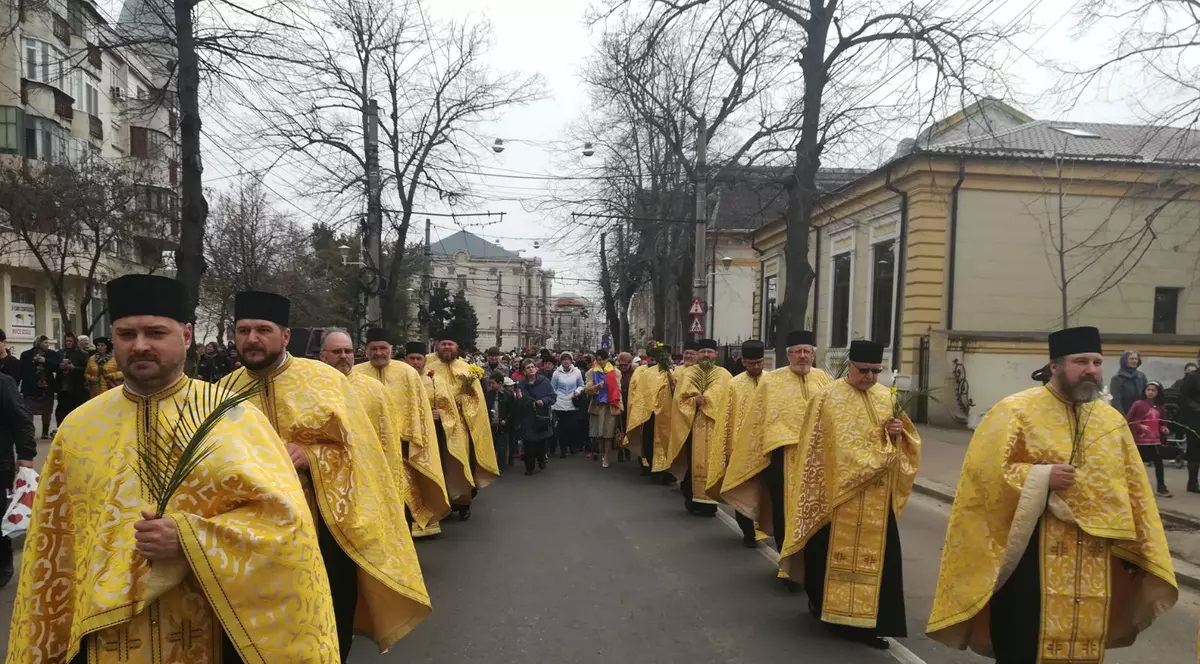Pelerinaj de Florii la Galați, cu restricții de circulație