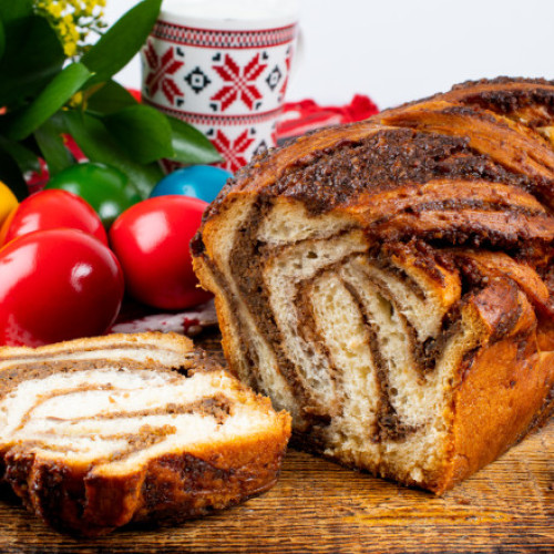 Cozonacul de Paște: Cum să obții rețeta perfectă pentru sărbători