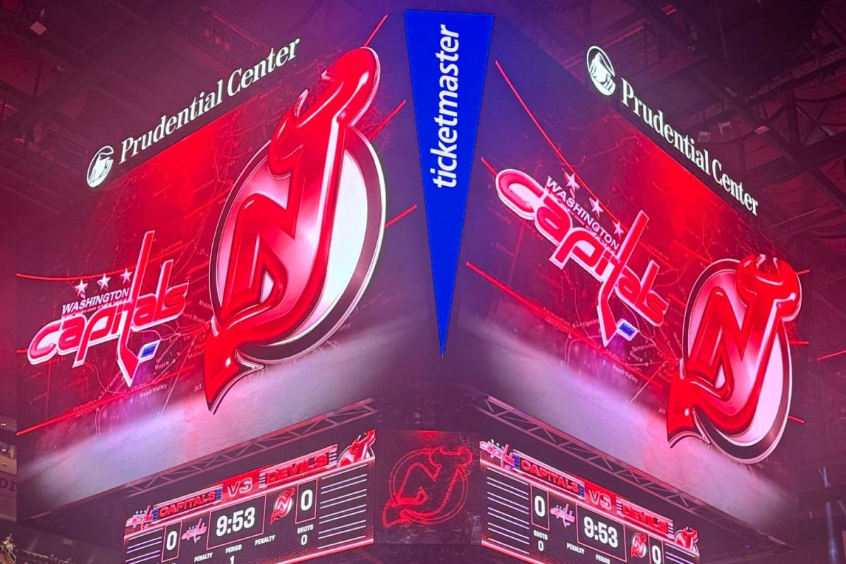 Înfrângere dură pentru Capitals în fața lui Devils: scor 7-3