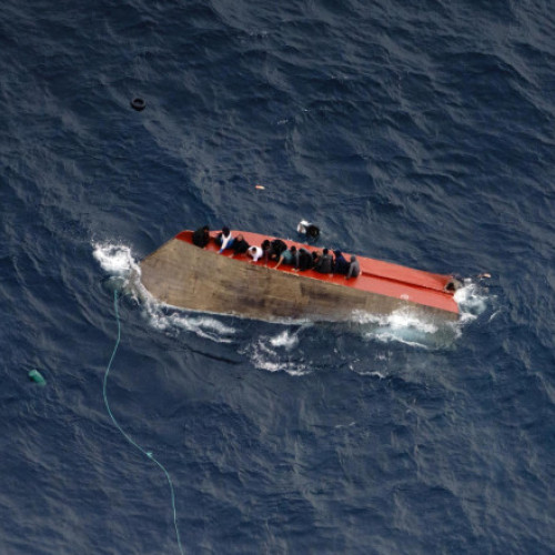 Peste 70 de migranți dispăruți în urma naufragiului din Mediterană