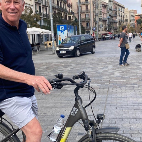 Un bunic retras a crezut că e sănătos - până când a leșinat în timpul unei plimbări cu bicicleta