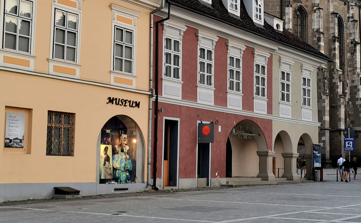 Vernisajul expoziției „Ecologia Lânii” la Brașov, un proiect inovator