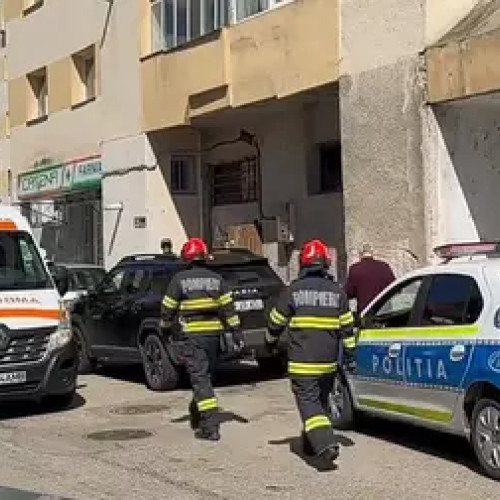 Tragedie la Pitești: Un băiat de 12 ani a murit după o cădere de la etaj