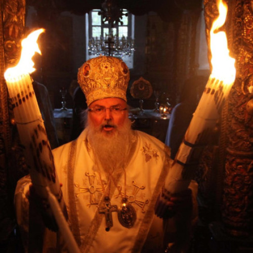 Aducerea Sfintei Lumini de la Ierusalim, organizată cu precauții anul acesta