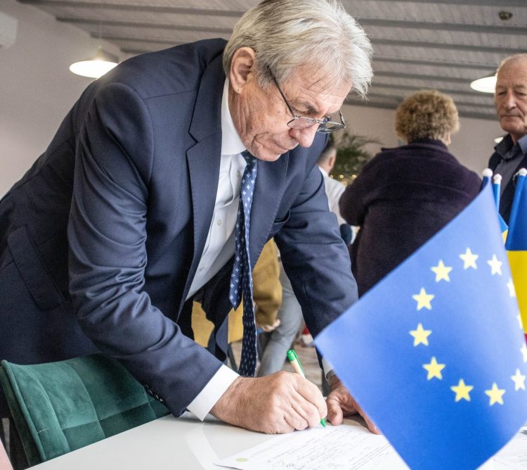 Mireșu Mare îmbunătățește siguranța cetățenilor printr-un proiect transfrontalier