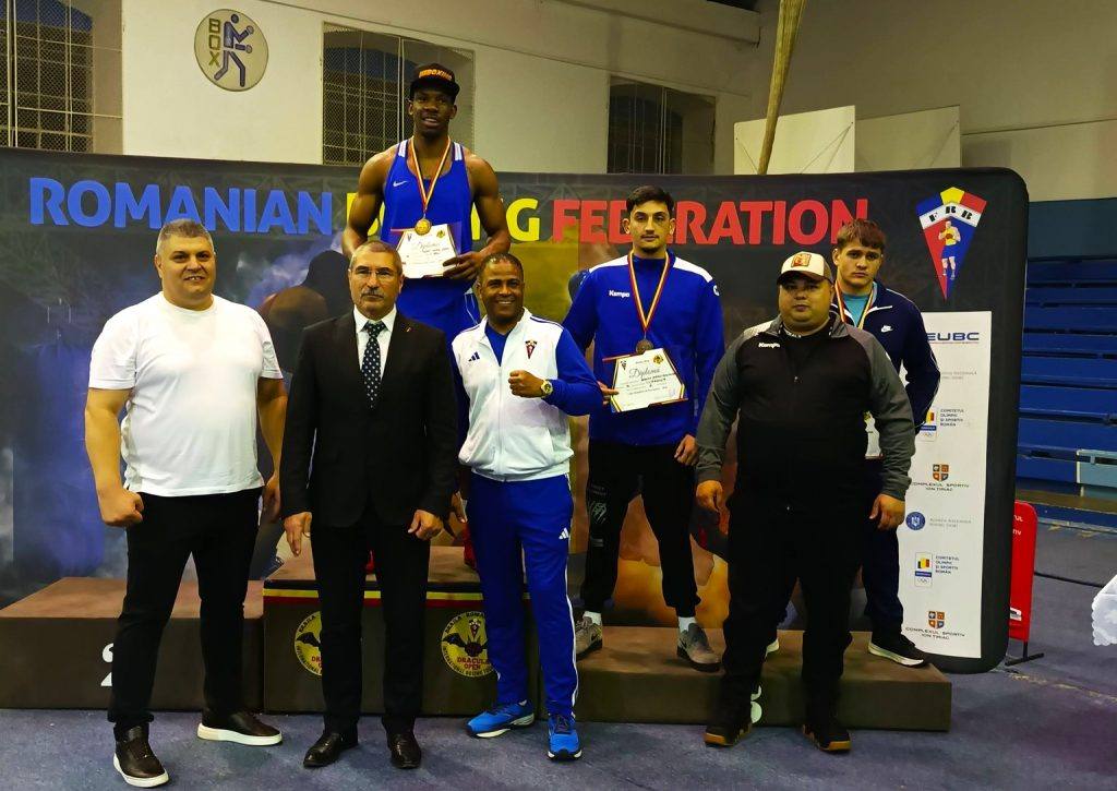 Angelo Arghira câștigă bronzul la Cupa României de box