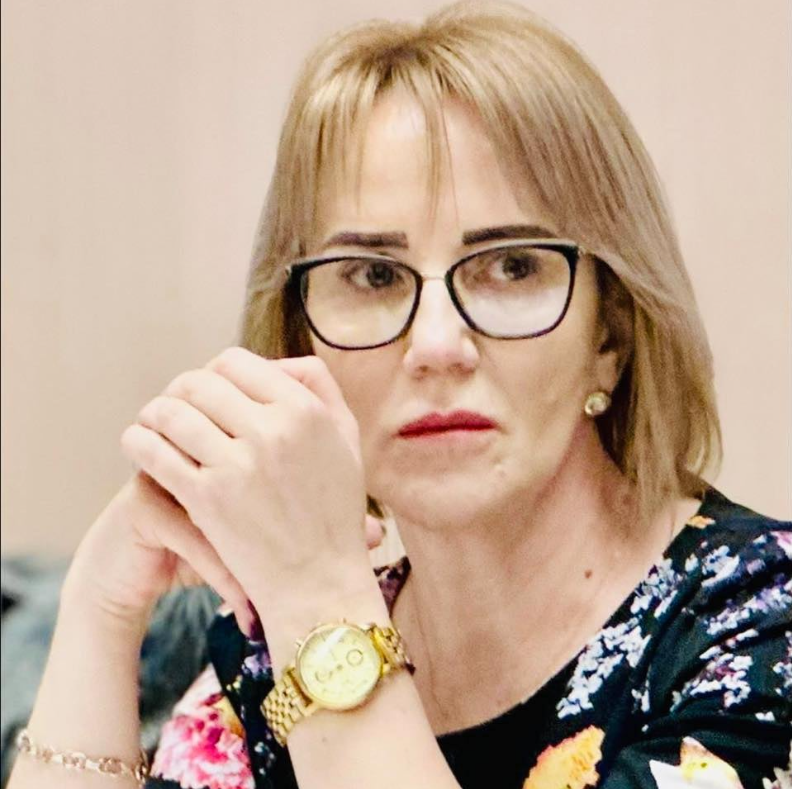 Conflict între un psiholog și un cadru didactic după un caz trist