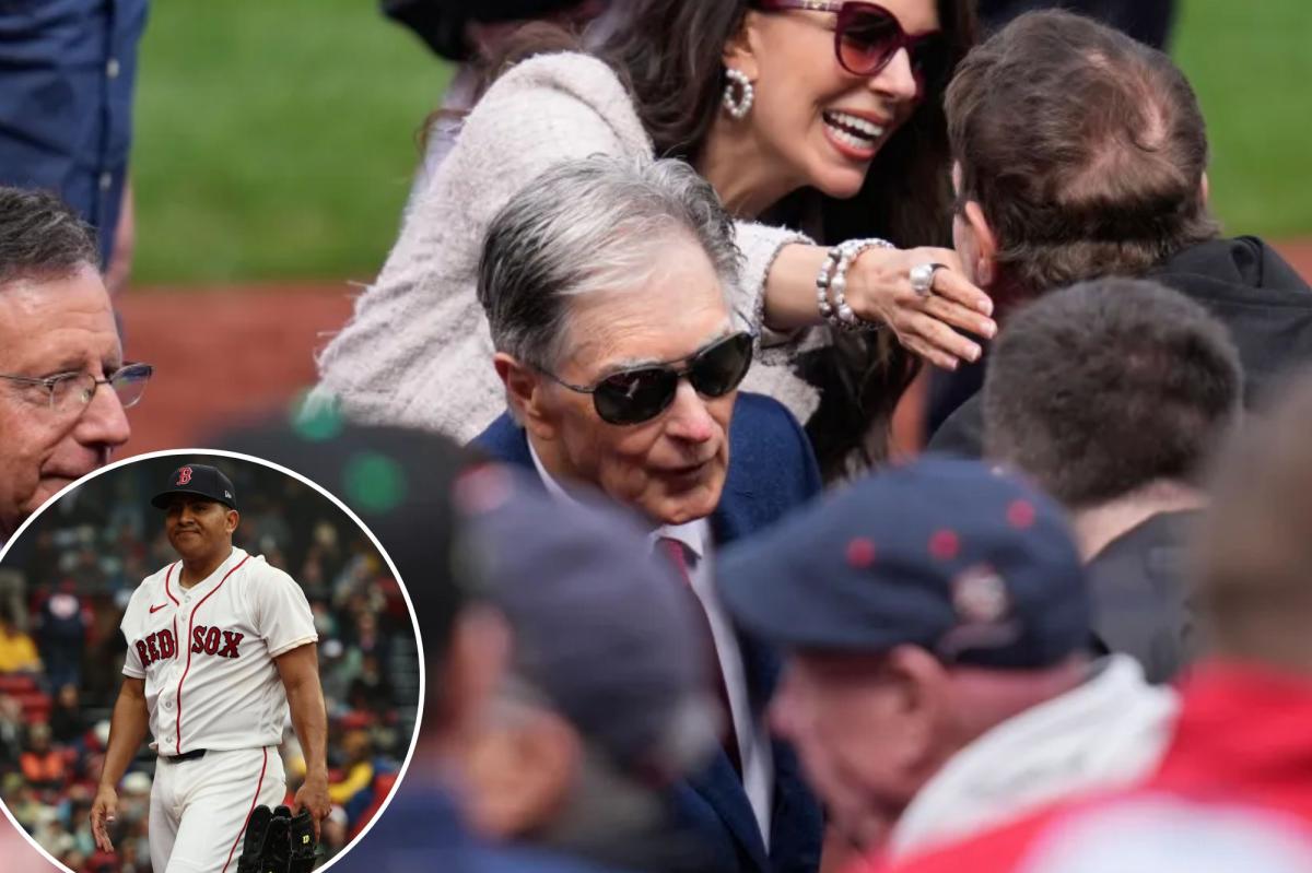 Fanii Red Sox se întorc împotriva proprietarului John Henry după un început slab