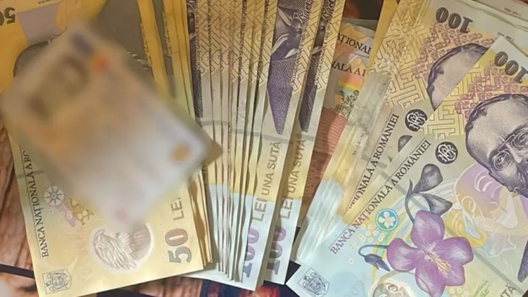 Percheziții în Cluj-Napoca pentru trafic de droguri de mare risc