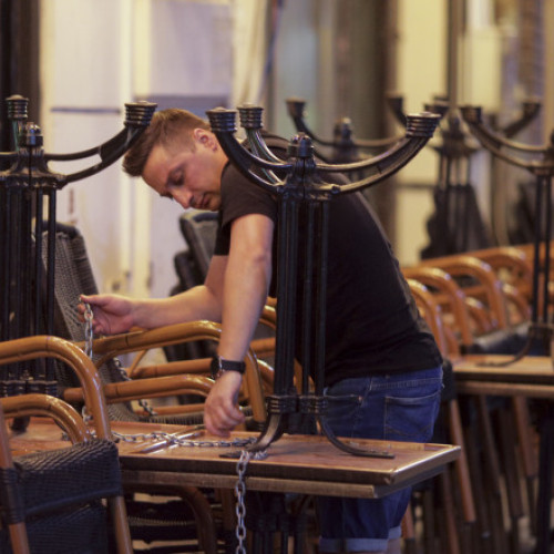 Primăria Capitalei elaborează un nou regulament pentru terasele din centru