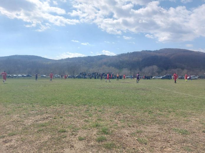 Programul etapelor de Paște în fotbalul prahovean