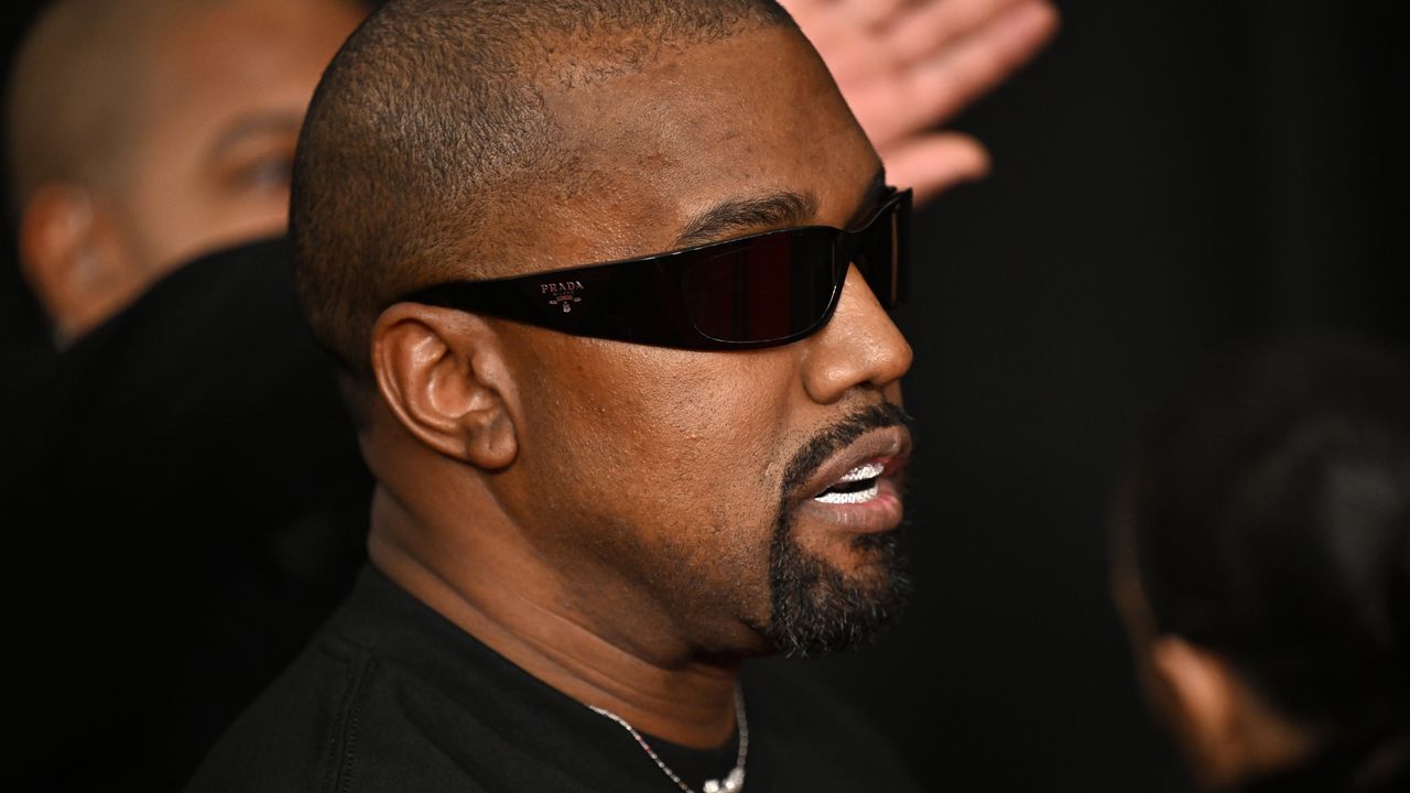 Wireless Festival sprijină rezervarea lui Kanye West, în ciuda apelurilor pentru interzicerea sa în Marea Britanie