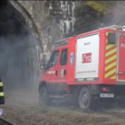 Pompierii din Brașov au simulat o tragedie în tunelul Teliu
