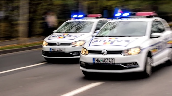 Urmărire dramatică în Curtea de Argeș: un tânăr fără permis a fost prins de poliție