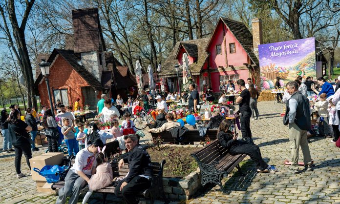 O zi plină de veselie la târgul de Florii din Mogoșoaia