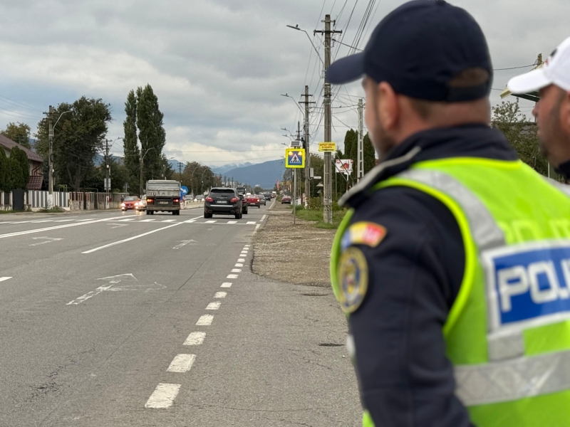 Femeie prinsă după ce a fugit de la accidentul din Roman