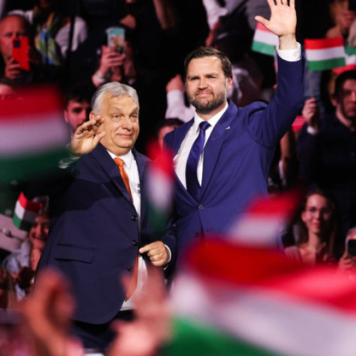 JD Vance îl atacă pe Zelenski din Budapesta, dispute asupra influenței electorale