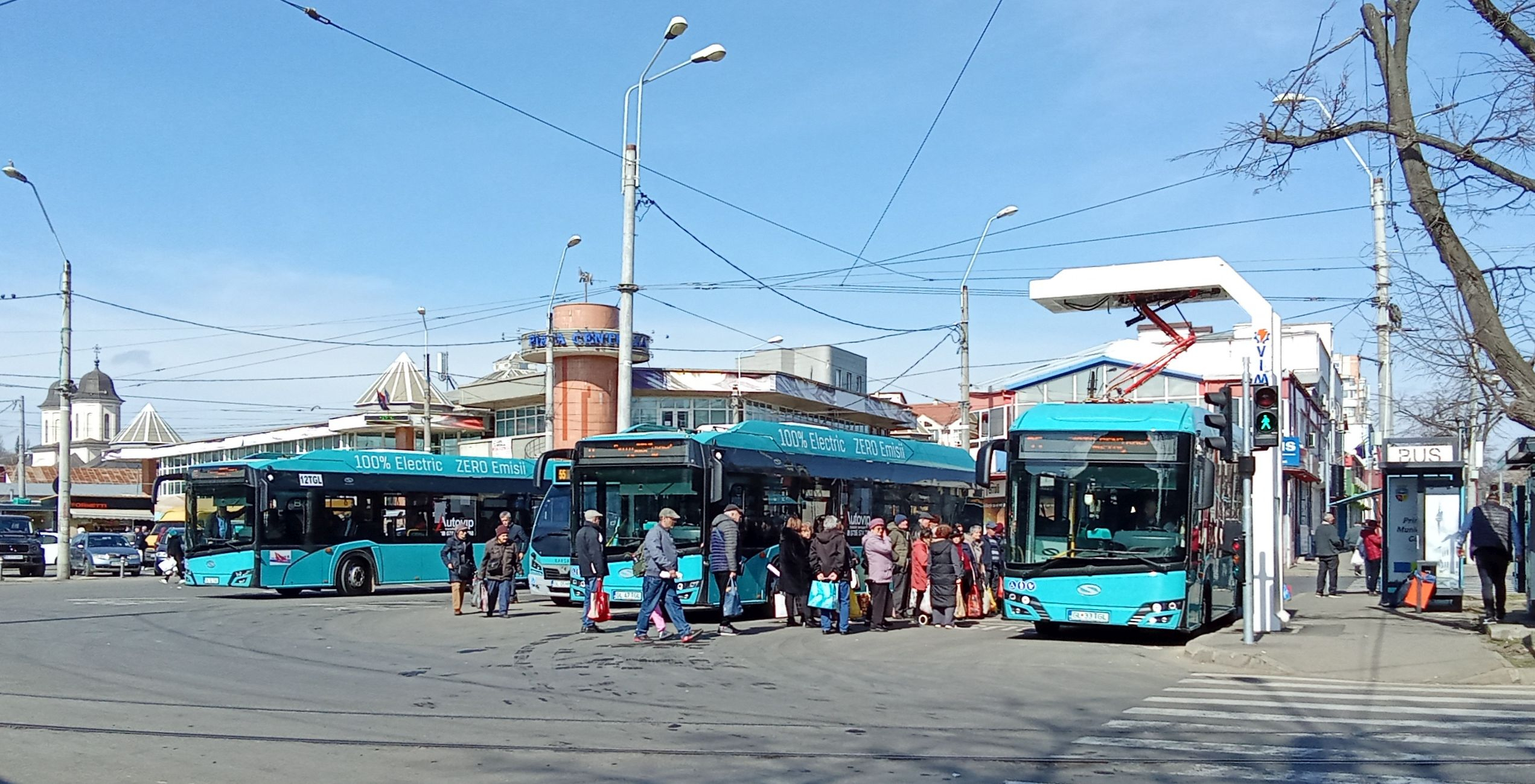 Gratuitatea transportului public local ar putea fi decisă de consilierii locali