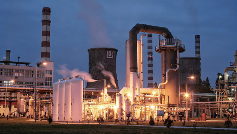 România a solicitat SUA să repornească rafinăria Petrotel Lukoil