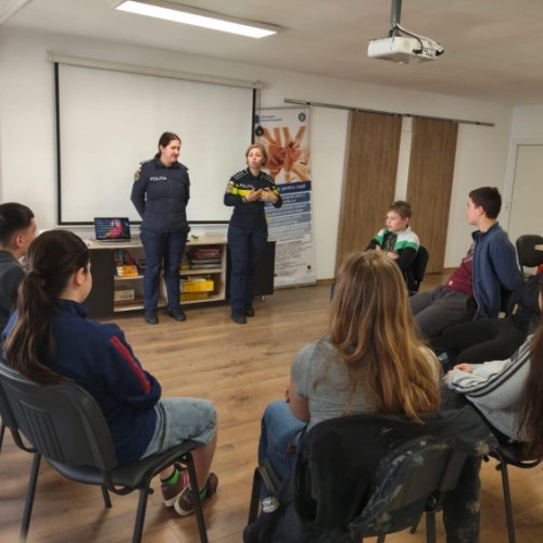 Reprezentanții Biroului Siguranță Școlară continuă activitățile în vacanța de Paște