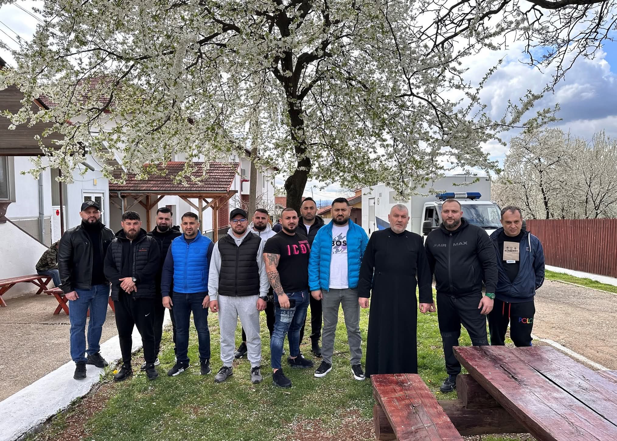 Deținuții de la Penitenciarul Târgu Jiu beneficiază de un meniu special de Paște