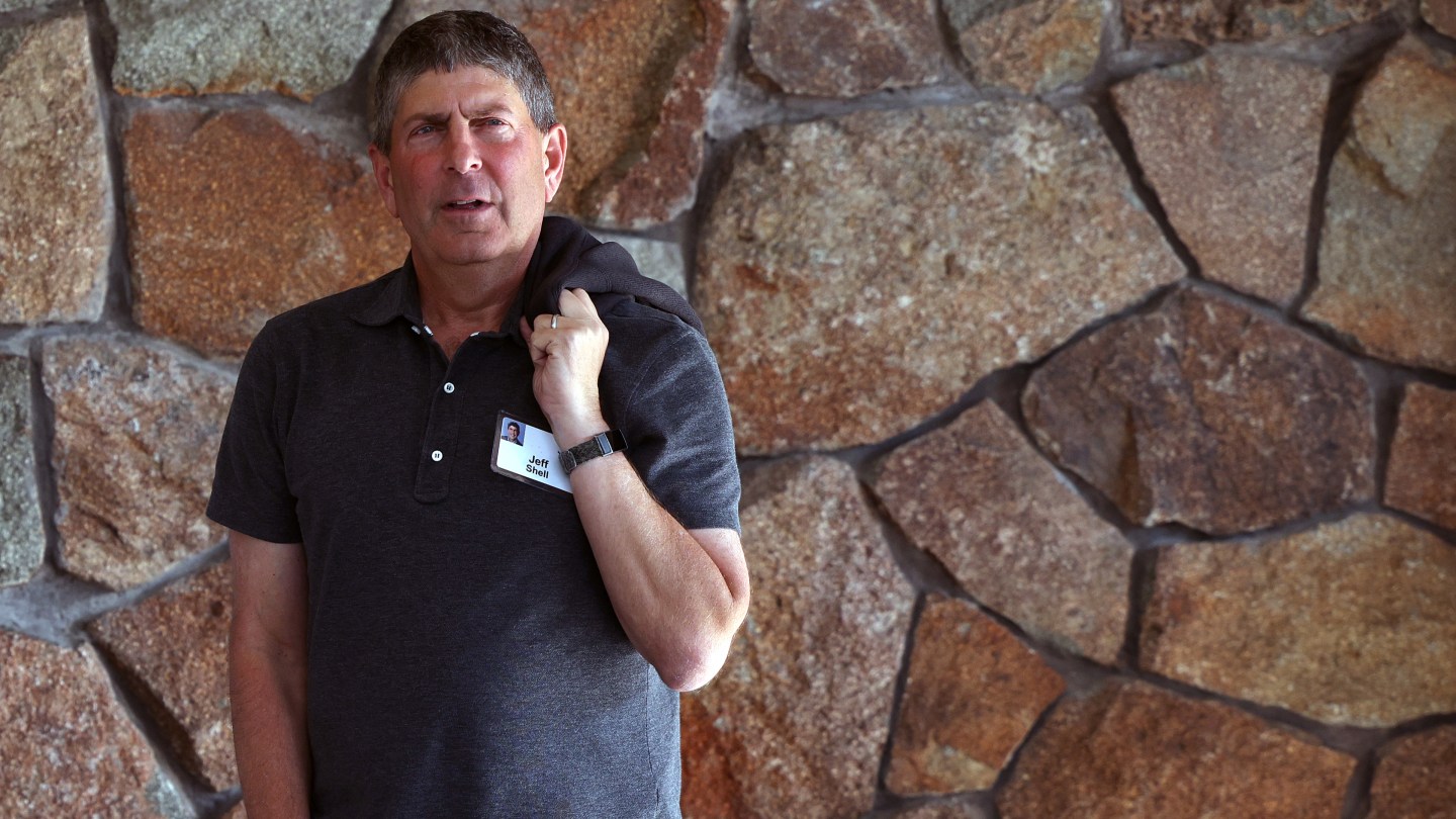 Jeff Shell părăsește funcția de președinte al Paramount