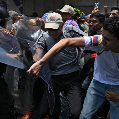 Proteste violente la Caracas pentru creșteri salariale