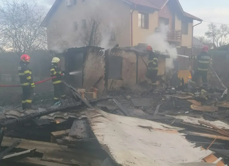 Incendiu devastator la Cluj-Napoca, o familie în dificultate după tragedie