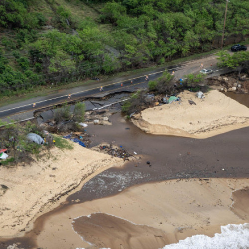 Furtună puternică amenință Hawaii cu inundații severe