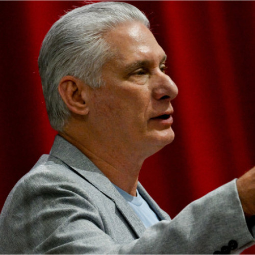 Diaz-Canel nu demisionează sub presiunea SUA, anunță sprijinul Rusiei