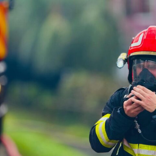 Incendii nocturne stinse de pompierii din Târgu Mureș