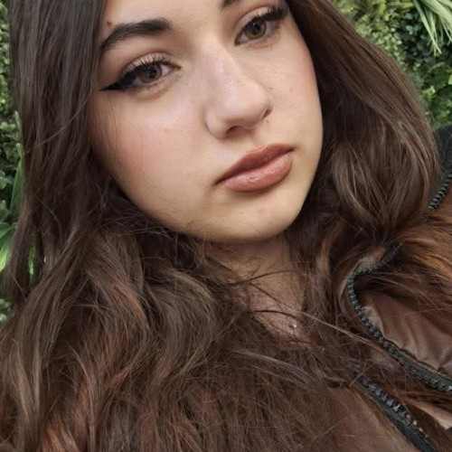 Căutări în Râmnicu Vâlcea pentru o minoră dispărută