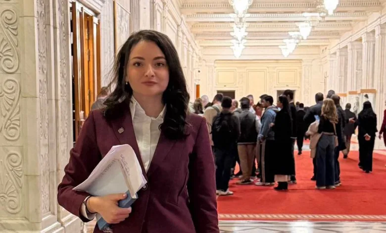 Oana Matache interpelează ministrul Educației despre supraaglomerarea claselor