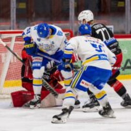 Echipa Corona Brașov, la egalitate cu DVTK Jegesmedvek în sferturile Erste Liga la hochei pe gheață